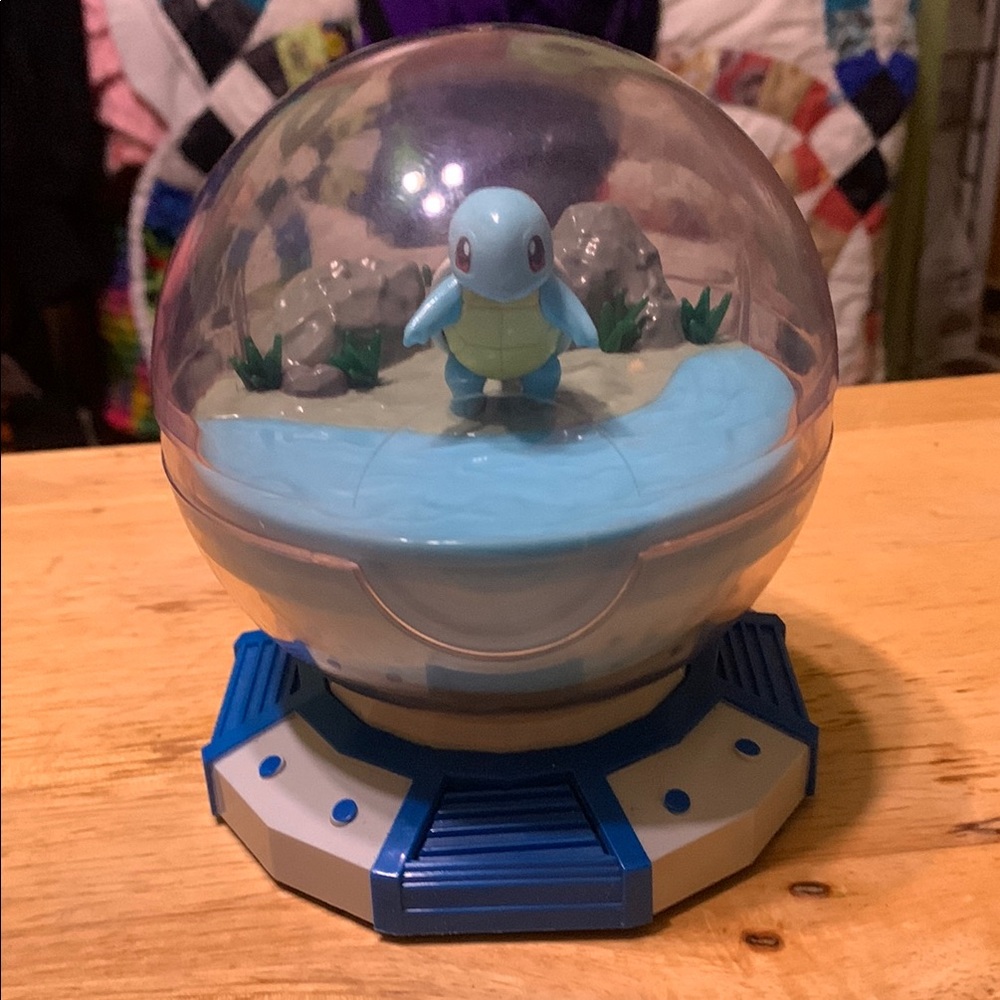 Pokemon Squirtle Display Globe